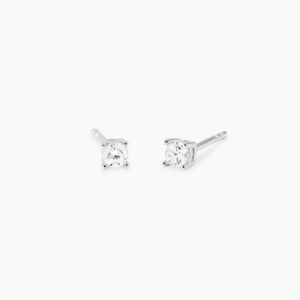 Pendientes con 0,145 quilates de diamantes cultivados en laboratorio
